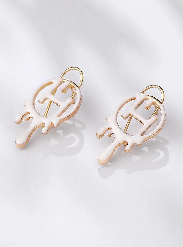 Drip OH Mini Earrings In Milky White