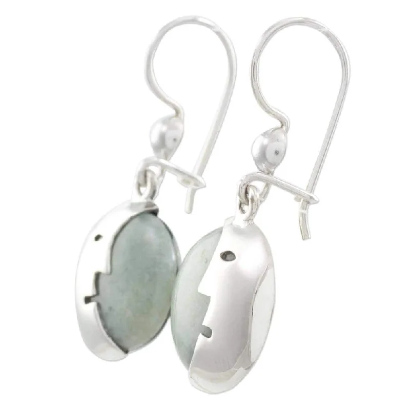 Handmade Sterling Silver Face of the Moon' Jade Earrings '(Guatemala) - 1.4L*1W