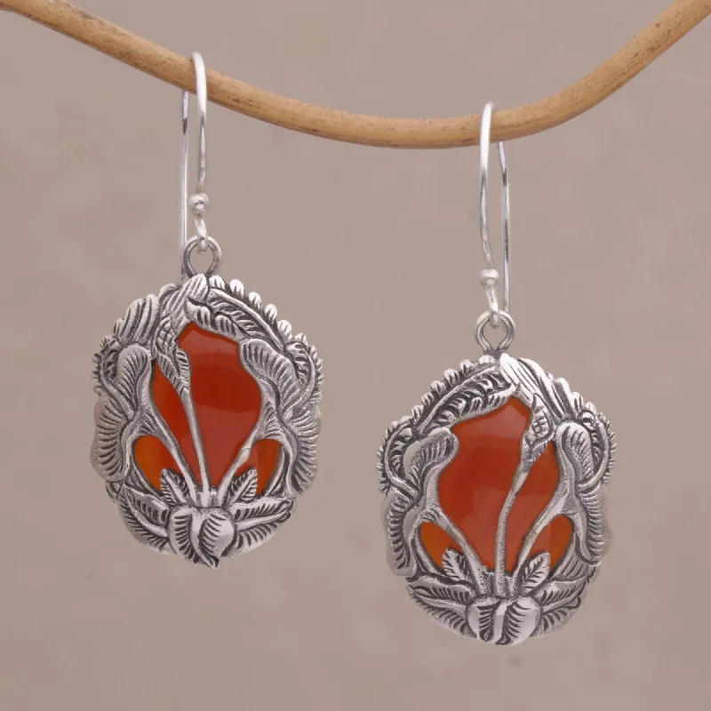 Handmade Sterling Silver 'Floral Plains' Carnelian Earrings (Indonesia) - 1.5H*0.7W