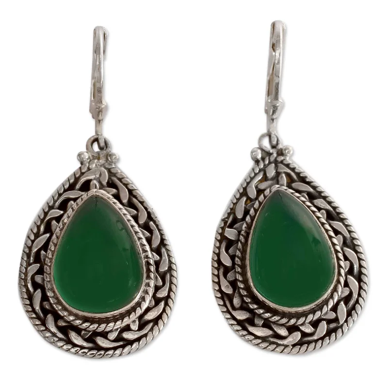 Handmade Sterling Silver 'Green Palace Memories' Onyx Earrings (India)