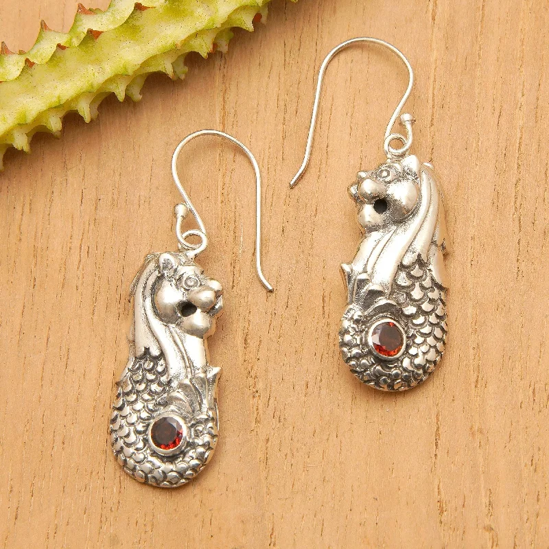 NOVICA Handmade Sterling Silver 'Red Lion Fish' Garnet Earrings (Indonesia) - 1.6*0.5