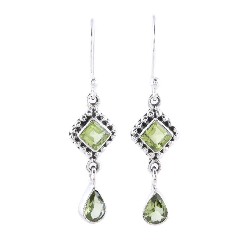 NOVICA Shimmering Light, Peridot dangle earrings - 1.5*0.4