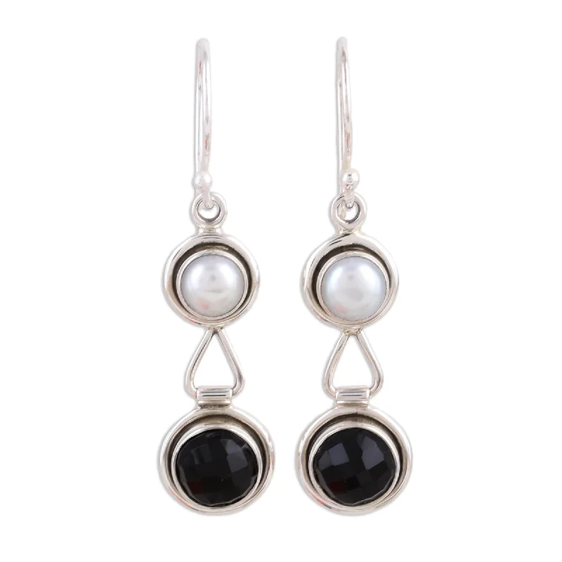 Sterling Silver 'Double Charm' Onyx and Pearl Earrings (6 mm) (India)